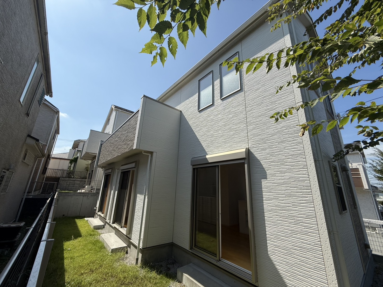 【成約済】川崎市多摩区南生田2丁目 築浅中古戸建